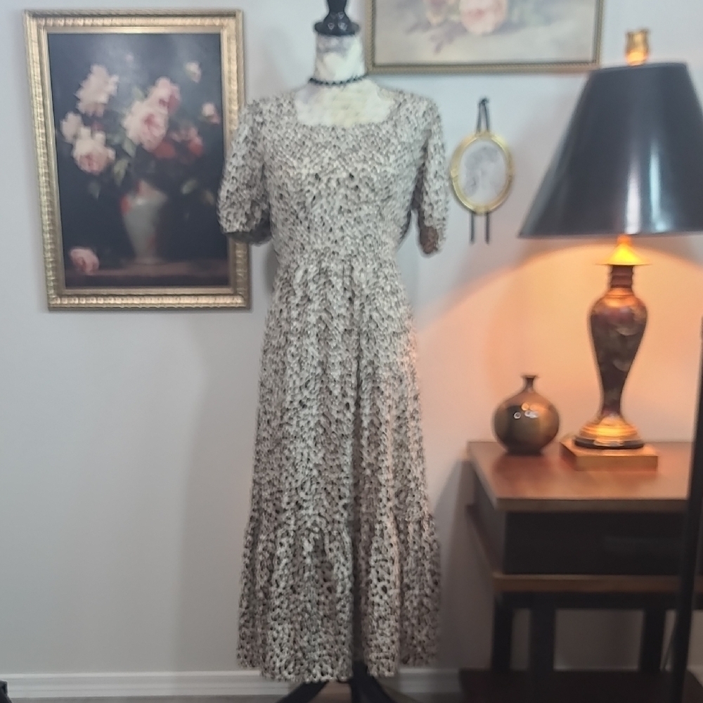 Pretty Garden Cheetah Print Maxi Dress